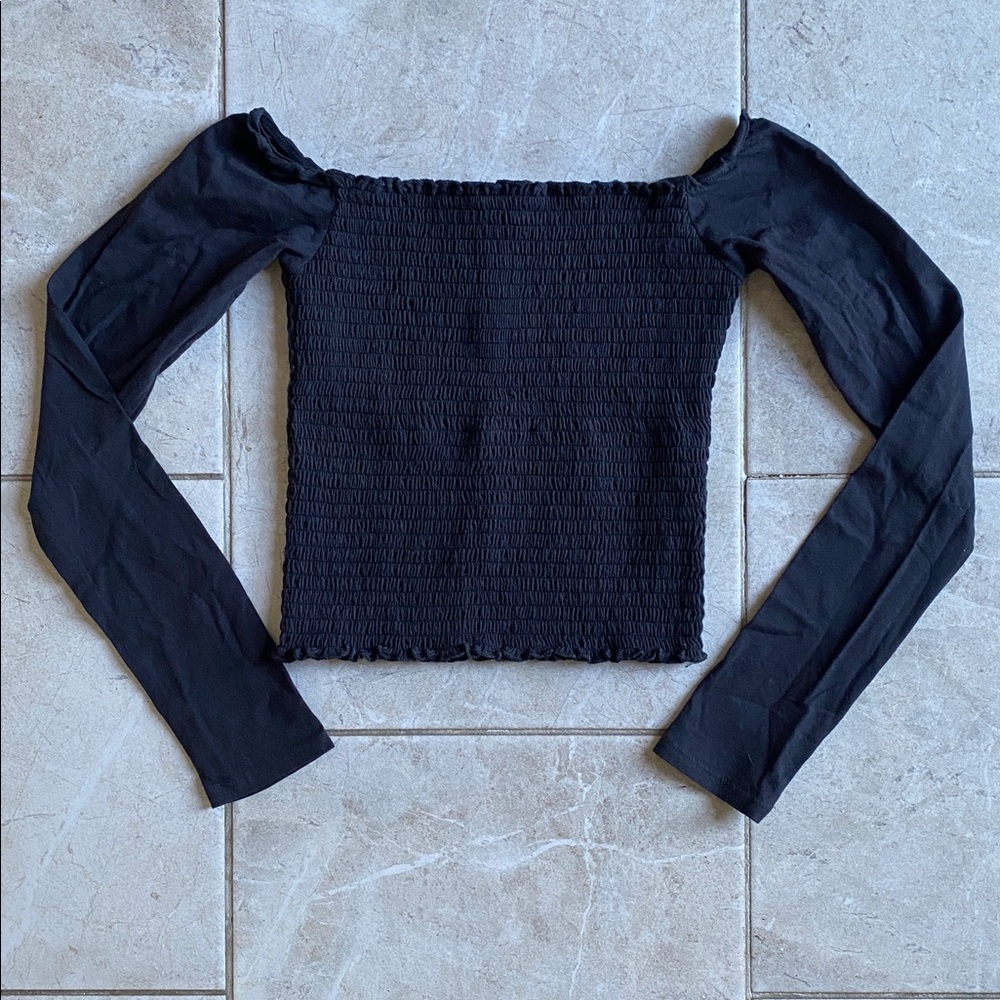Hollister Black Crop Off-Shoulder Long Sleeve